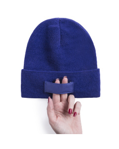 Bonnet avec étiquette personnalisable