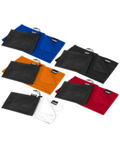 Serviette de sport rafraîchissante en PET recyclé avec pochette